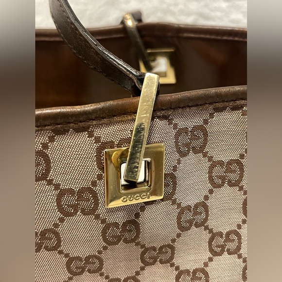 GUCCI Monogram Tote - Picture 3 of 13
